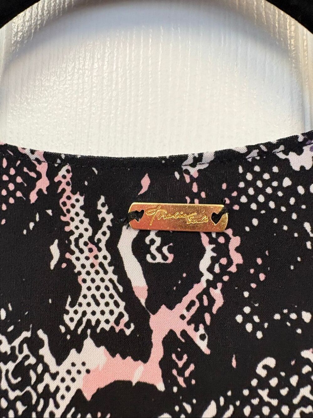 Snakeskin Patterned Maxi Dress - Picture 9 of 9